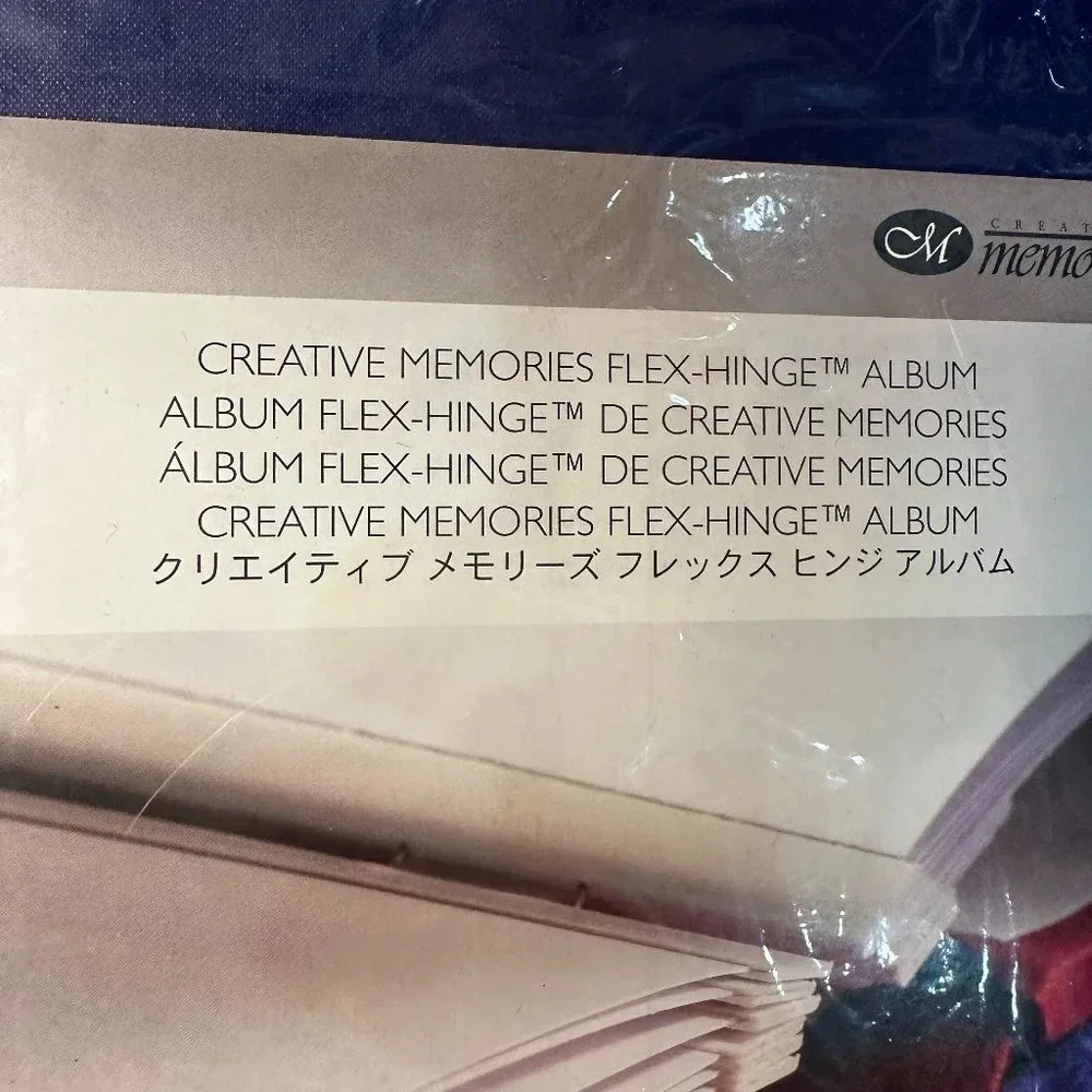 NEW CREATIVE MEMORIES Flex-Hinge Album Blue 7x7 Photo Safe Scrapbook (ISO 18902)
